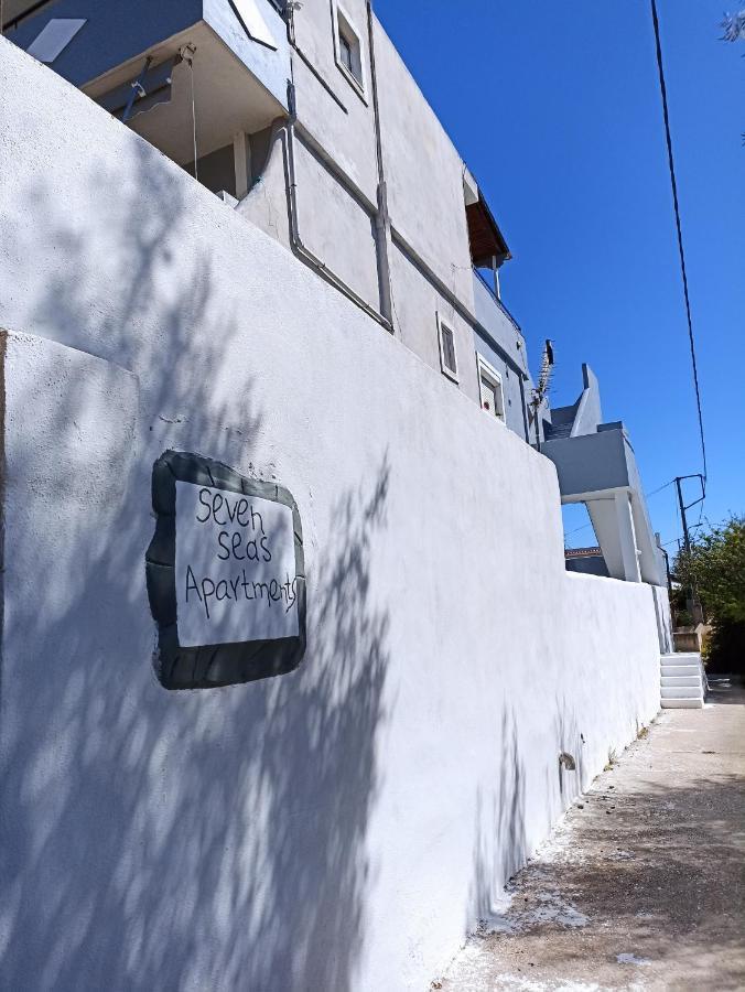 Seven Seas Apartments Artemida  Dış mekan fotoğraf