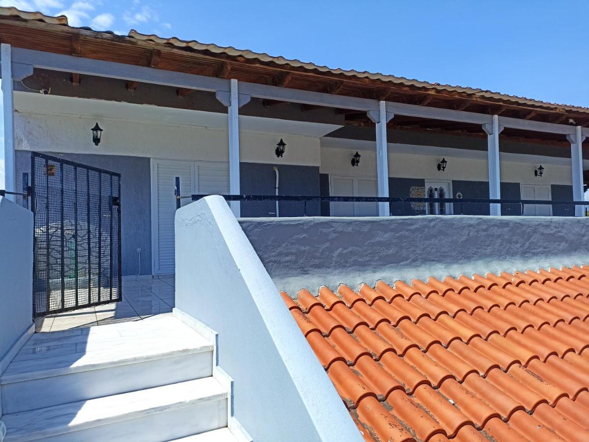 Seven Seas Apartments Artemida  Dış mekan fotoğraf