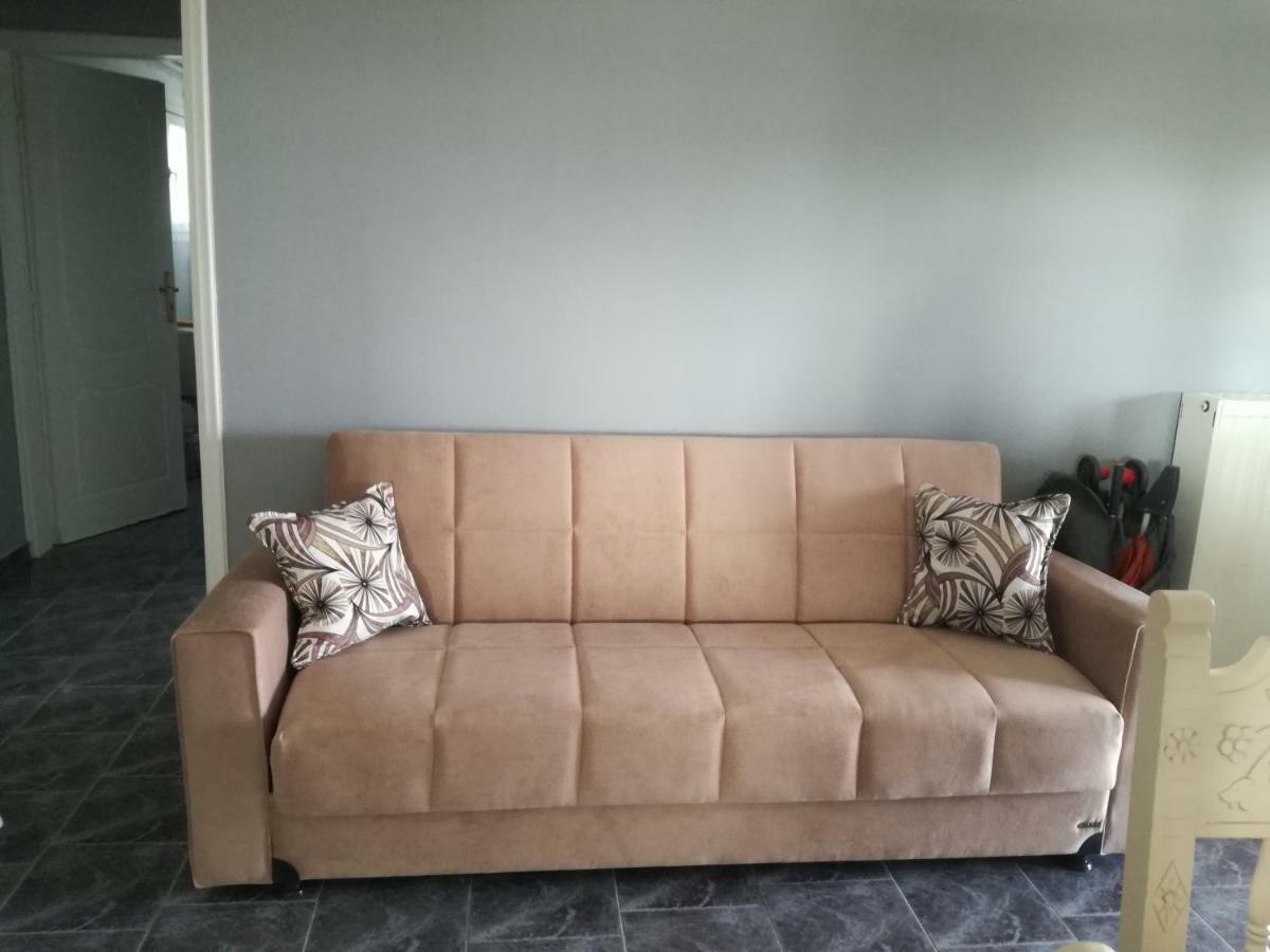Seven Seas Apartments Artemida  Dış mekan fotoğraf