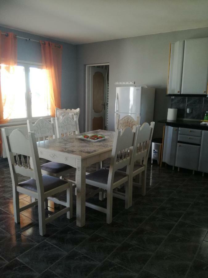 Seven Seas Apartments Artemida  Dış mekan fotoğraf