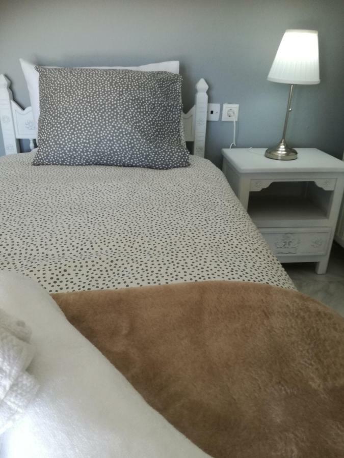 Seven Seas Apartments Artemida  Dış mekan fotoğraf