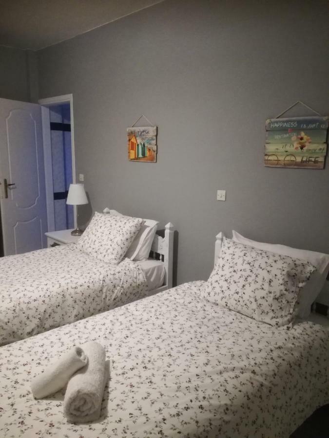 Seven Seas Apartments Artemida  Dış mekan fotoğraf